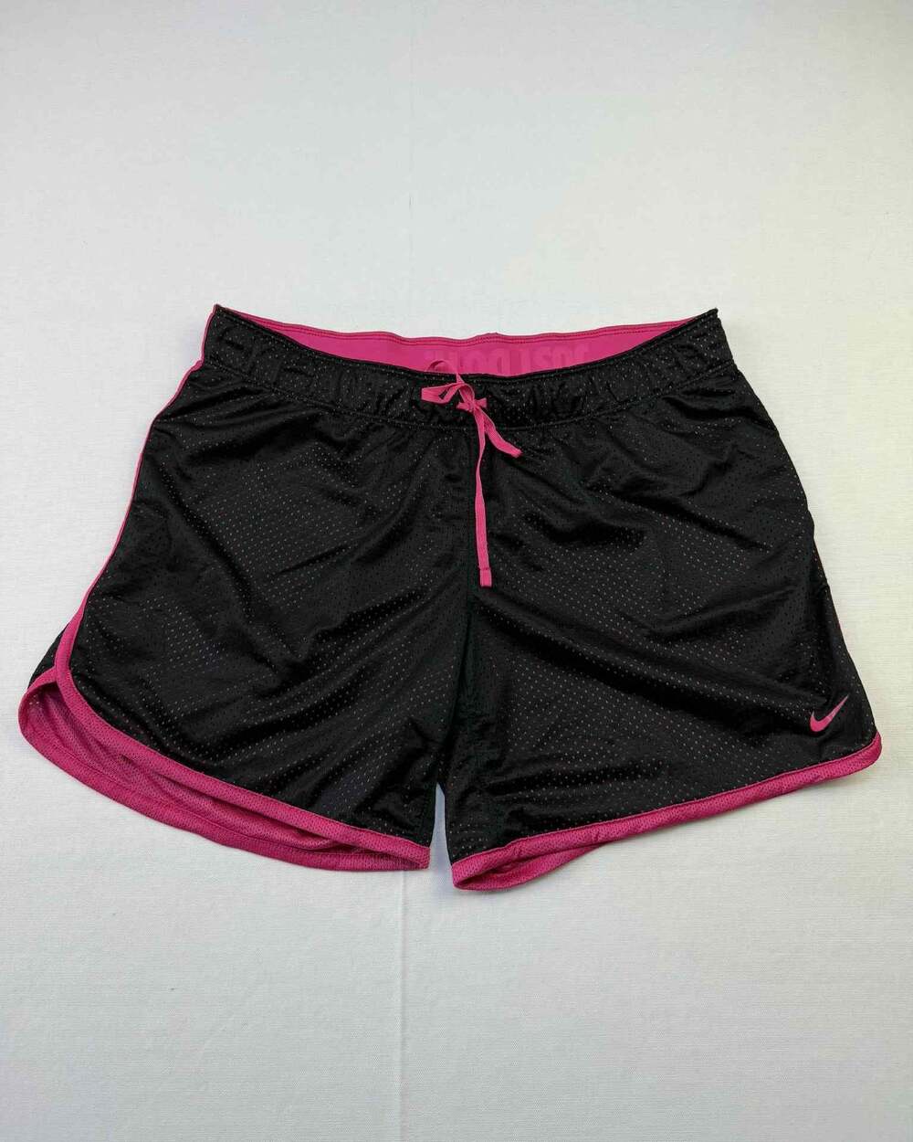Nike Women's Dri-Fit Black and Pink Mesh Training Shorts Size Medium